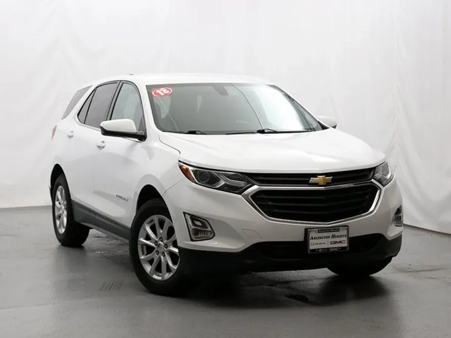 2018 Chevrolet Equinox LT photo 1