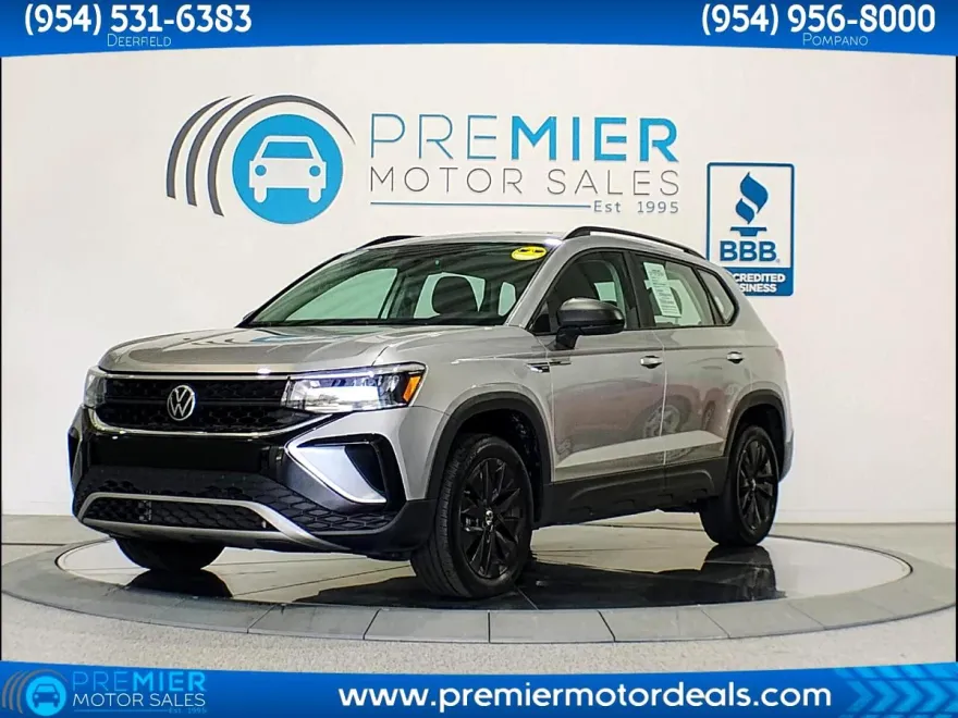 2022 Volkswagen Taos S photo 1
