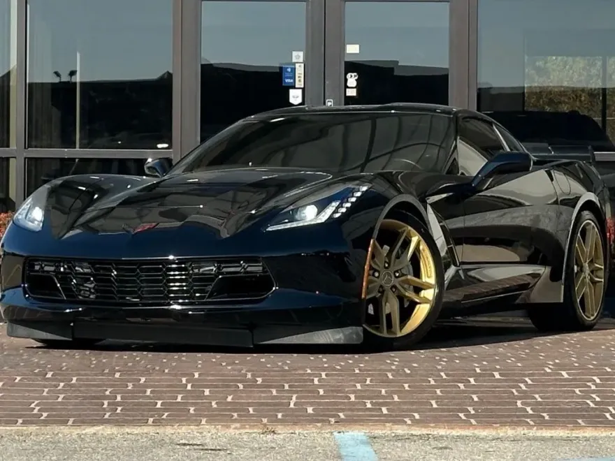 2019 Chevrolet Corvette Stingray 1LT photo 1