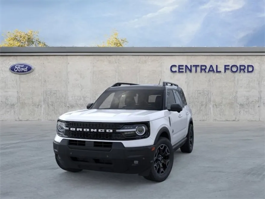 2025 Ford Bronco Sport Outer Banks photo 1