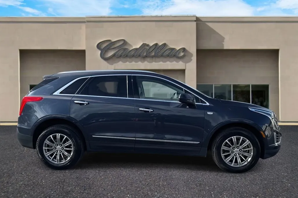 2019 Cadillac XT5 Luxury photo 1