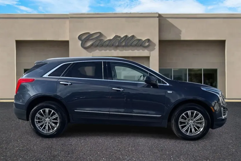 2019 Cadillac XT5 Luxury photo 1