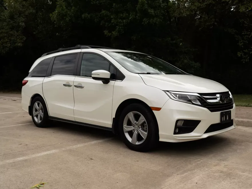 2018 Honda Odyssey EX-L photo 1