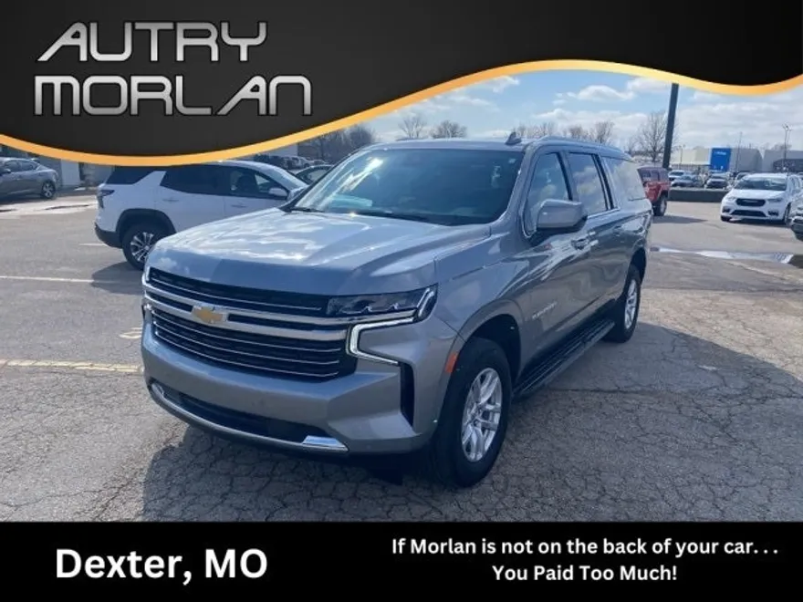 2023 Chevrolet Suburban LT photo 1