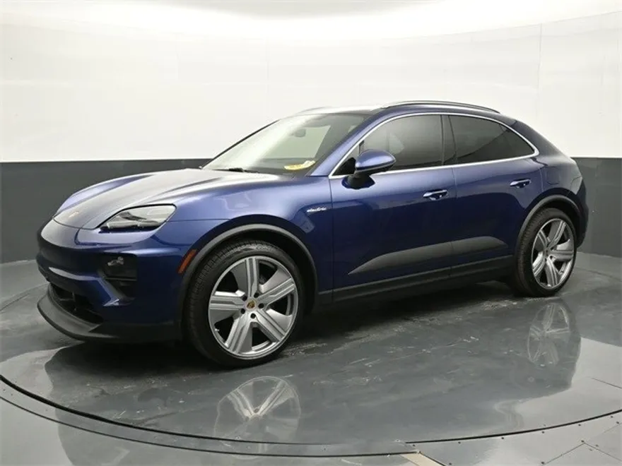 2024 Porsche Macan Electric 4 photo 1