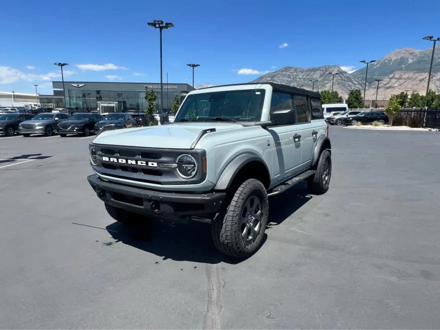 2022 Ford Bronco Big Bend photo 1
