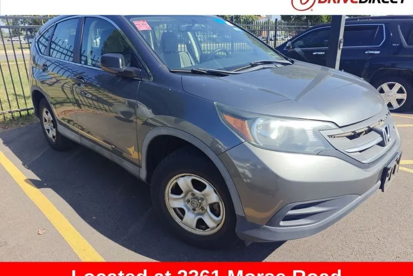2013 Honda CR-V LX photo 1