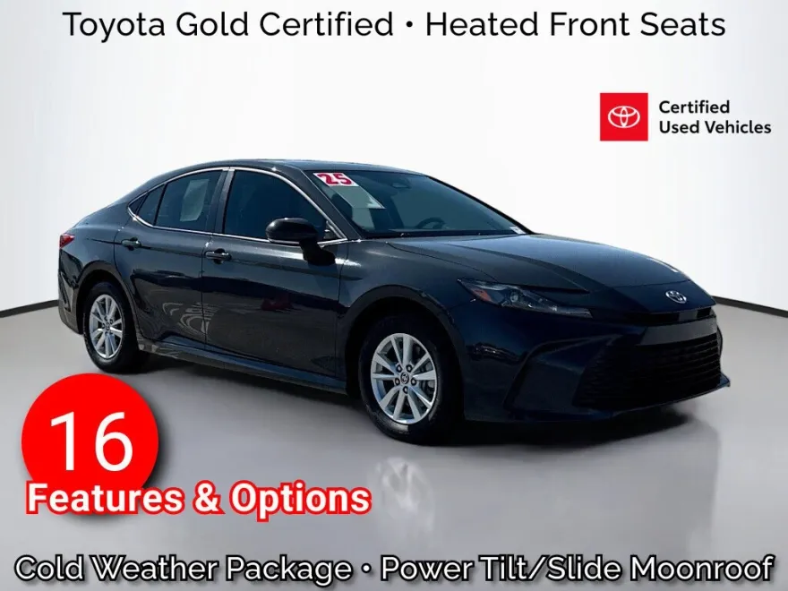 2025 Toyota Camry LE photo 1