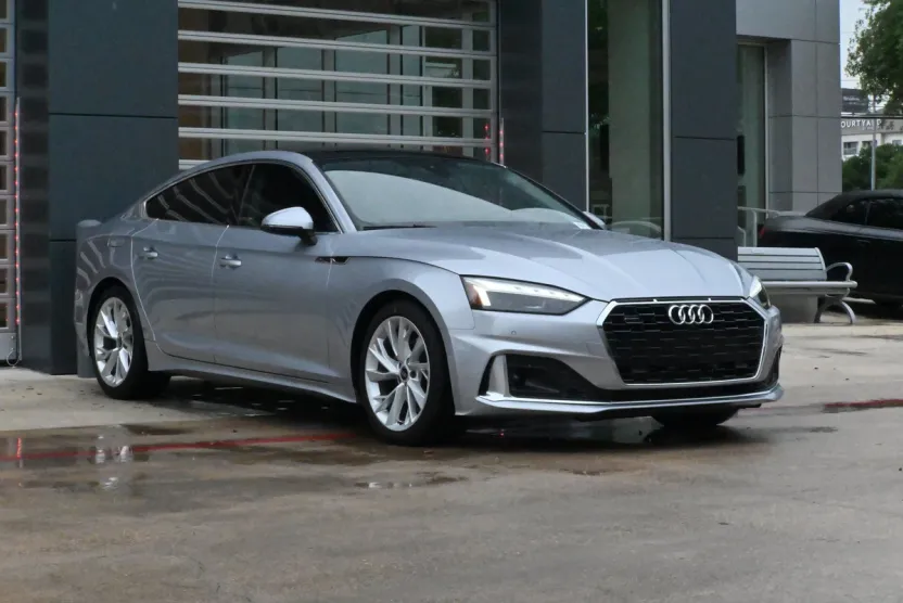 2022 Audi A5 Quattro Premium Plus photo 1