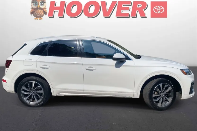 2021 Audi Q5 45 Premium Plus photo 1
