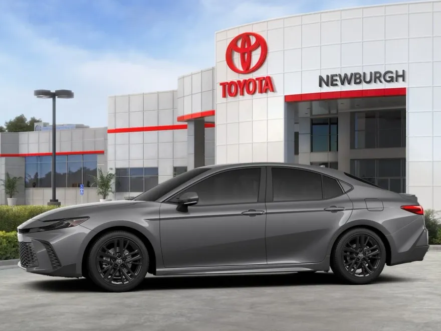 2025 Toyota Camry SE photo 1