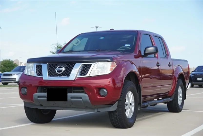 2018 Nissan Frontier SV Crew Cab photo 1