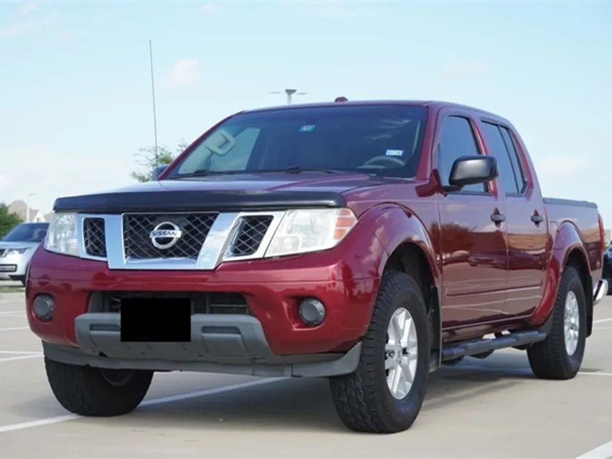 2018 Nissan Frontier SV Crew Cab photo 1