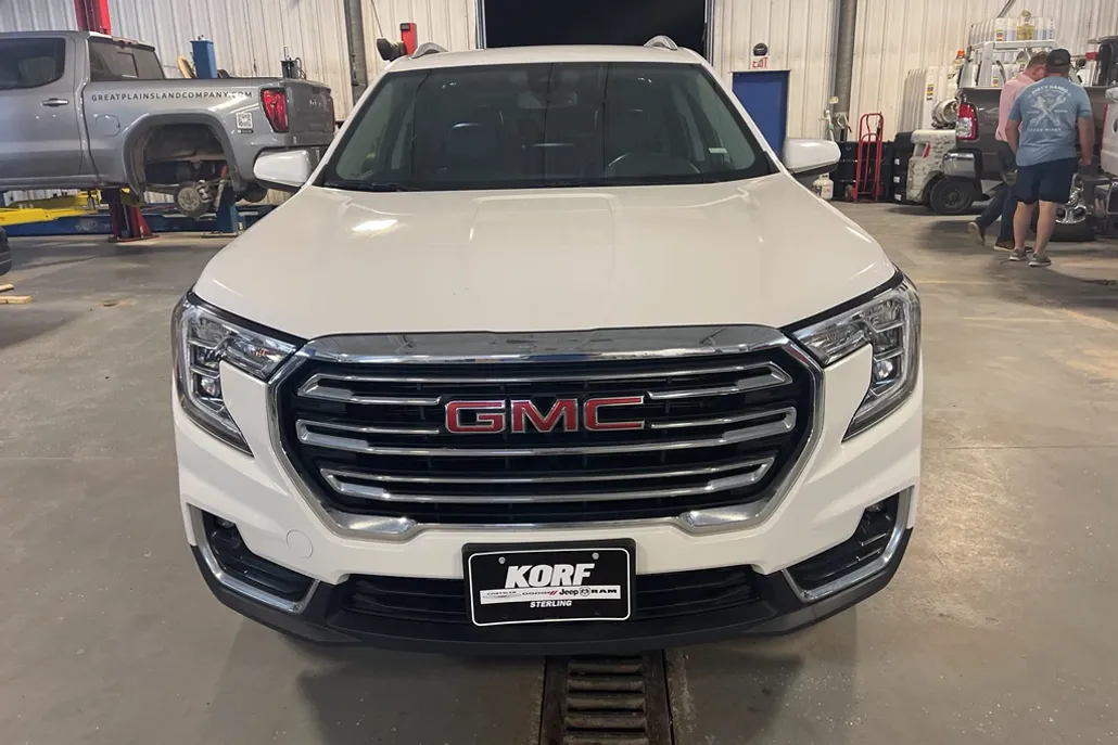 2023 Gmc Terrain SLT photo 1