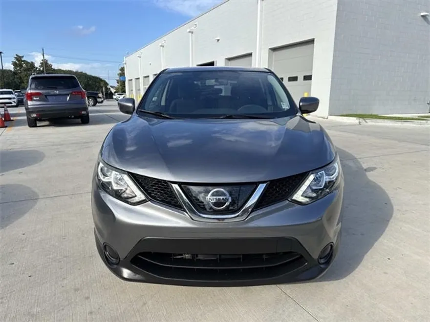 2019 Nissan Rogue Sport S photo 1