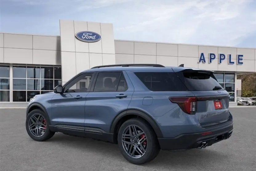 2025 Ford Explorer ST photo 1