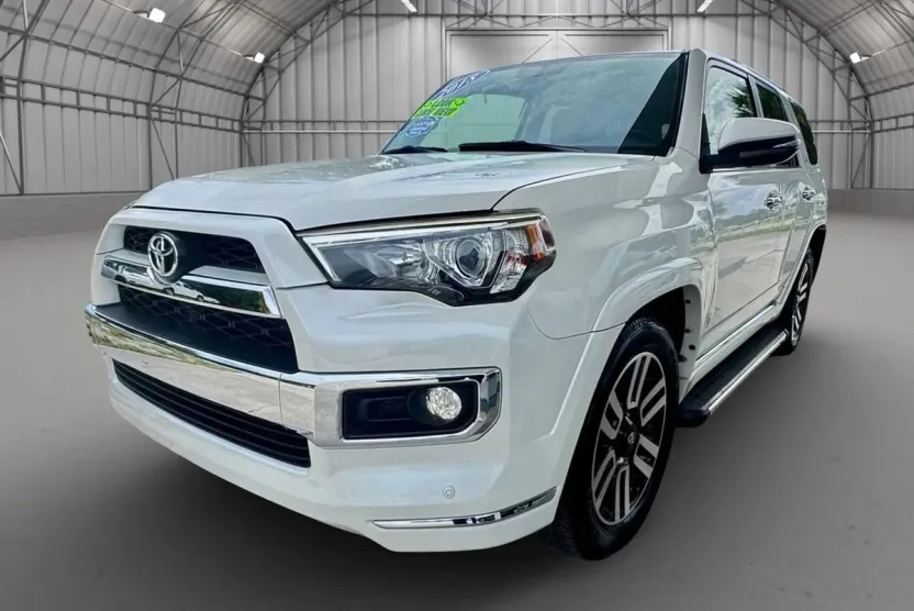 2018 Toyota 4Runner Limited SR5 Premium photo 1