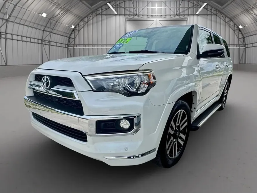2018 Toyota 4Runner Limited SR5 Premium photo 1