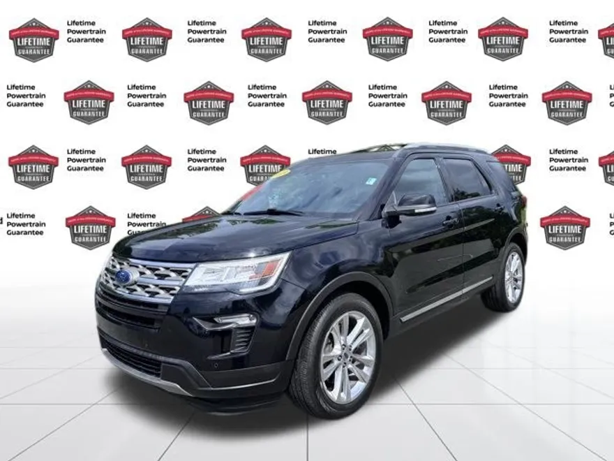 2018 Ford Explorer XLT photo 1