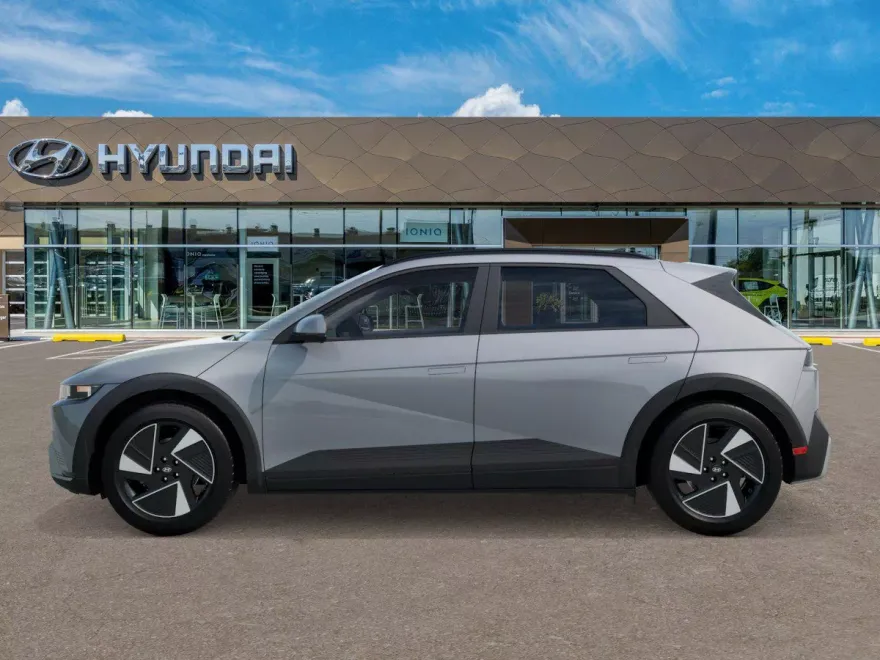 2025 Hyundai Ioniq 5 SEL photo 1