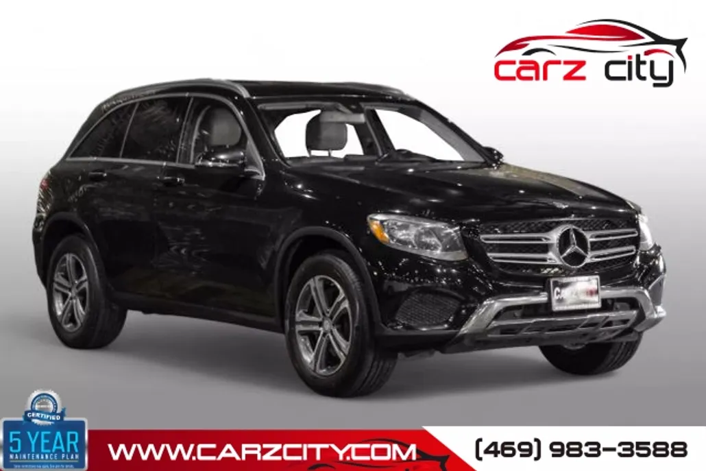2016 Mercedes Benz GLC 300 photo 1