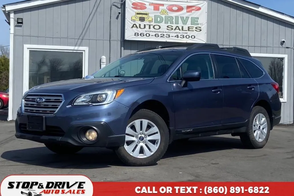 2017 Subaru Outback 2.5i Premium photo 1