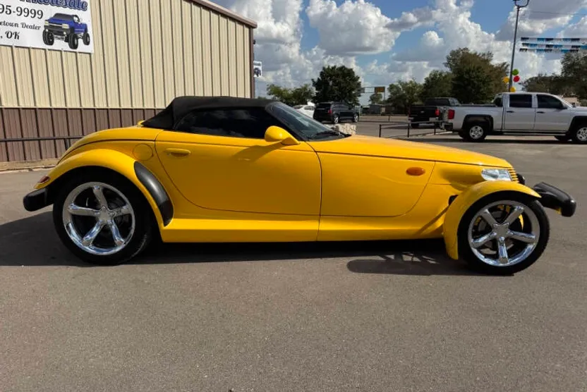 2002 Chrysler Prowler photo 1