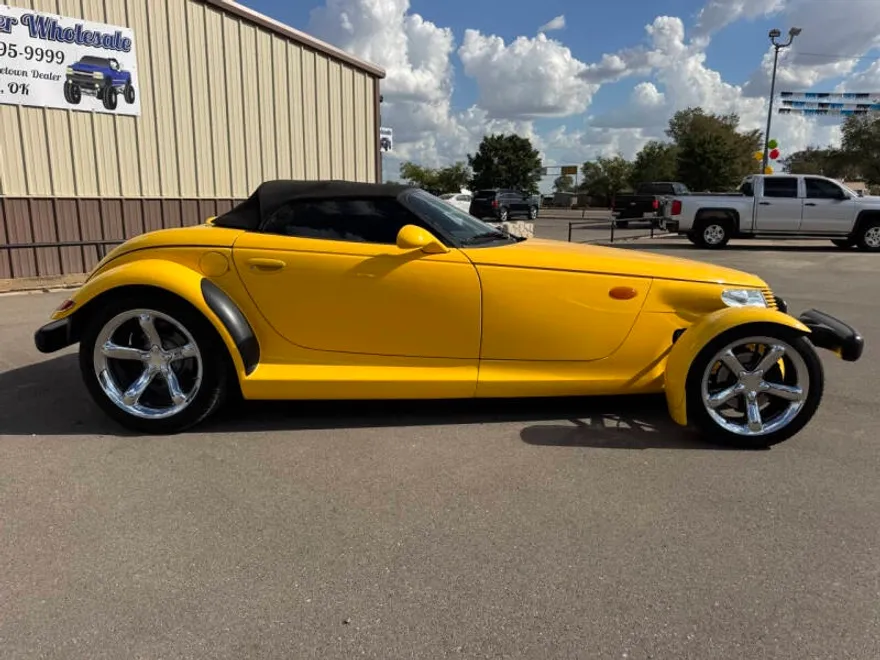 2002 Chrysler Prowler photo 1