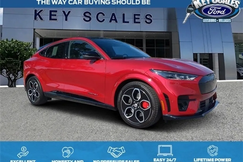 2023 Ford Mustang Mach-E GT photo 1