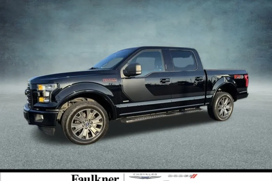 2017 Ford F-150 XLT photo 1