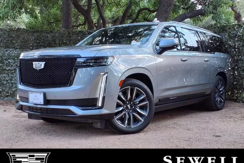 2024 Cadillac Escalade ESV Sport Platinum photo 1