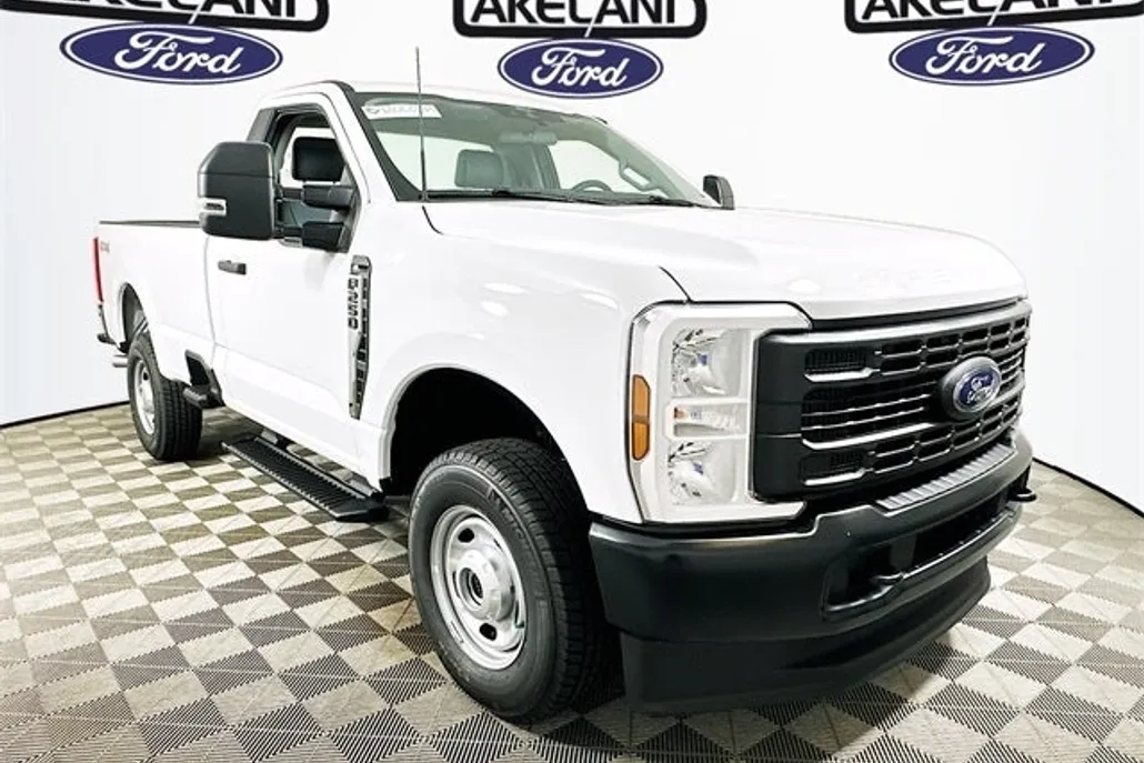 2025 Ford F-250 XLT photo 1