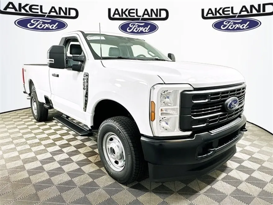 2025 Ford F-250 XLT photo 1