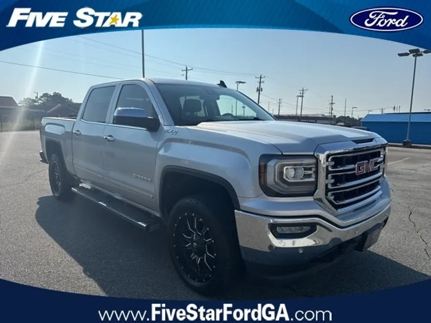 2017 Gmc Sierra 1500 SLT photo 1