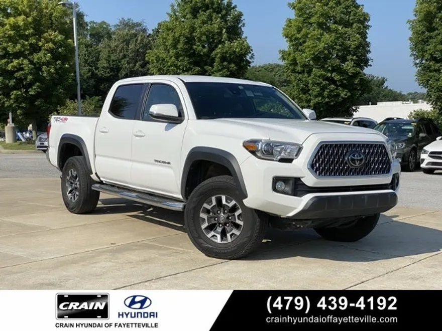 2019 Toyota Tacoma TRD Off-Road V6 photo 1