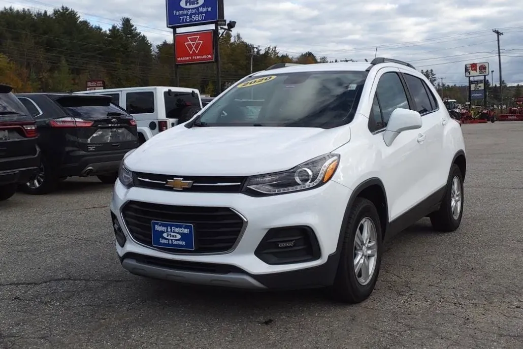 2020 Chevrolet Trax LT photo 1