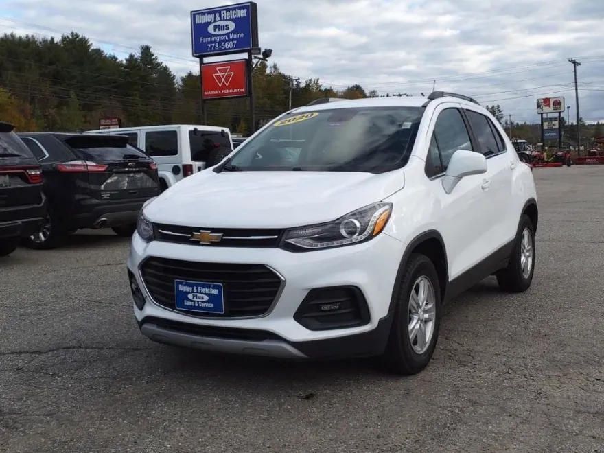 2020 Chevrolet Trax LT photo 1