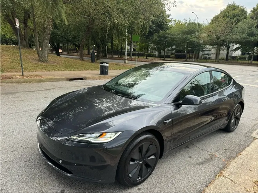 2024 Tesla Model 3 Long Range photo 1