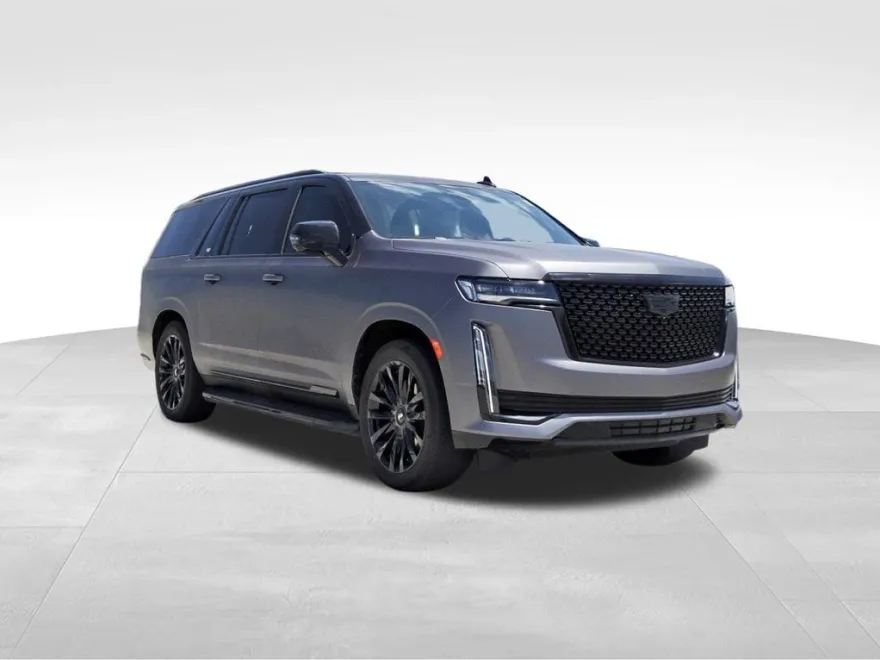 2023 Cadillac Escalade ESV Luxury photo 1