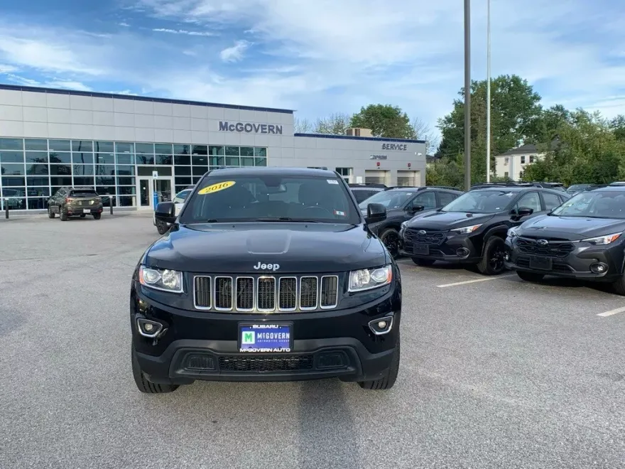 2016 Jeep Grand Cherokee Laredo photo 1