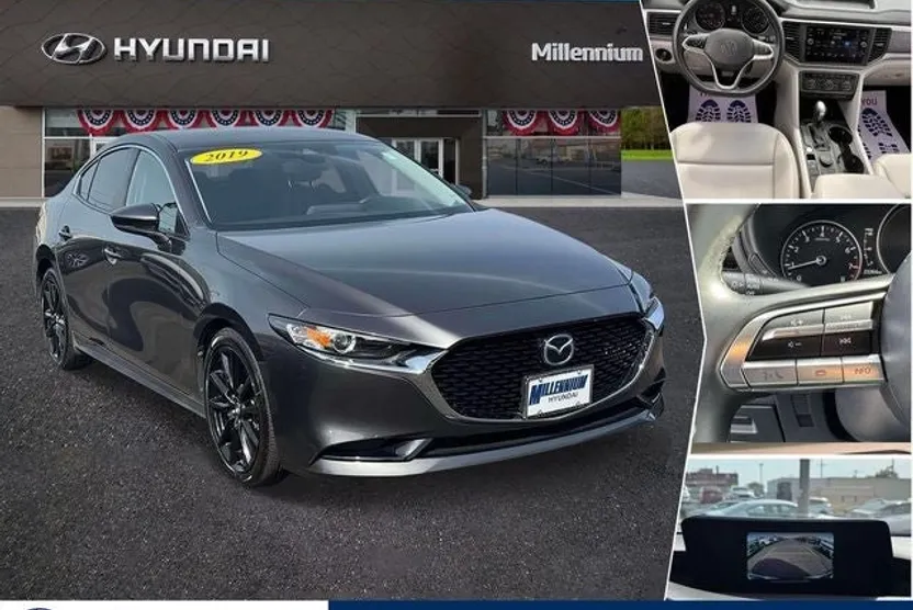 2019 Mazda Mazda3 Preferred photo 1