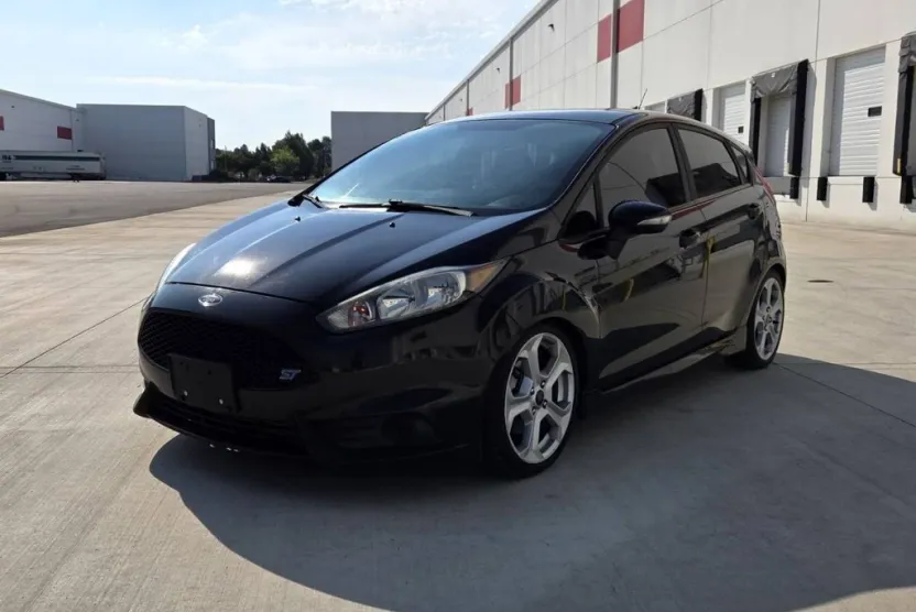 2015 Ford Fiesta ST photo 1