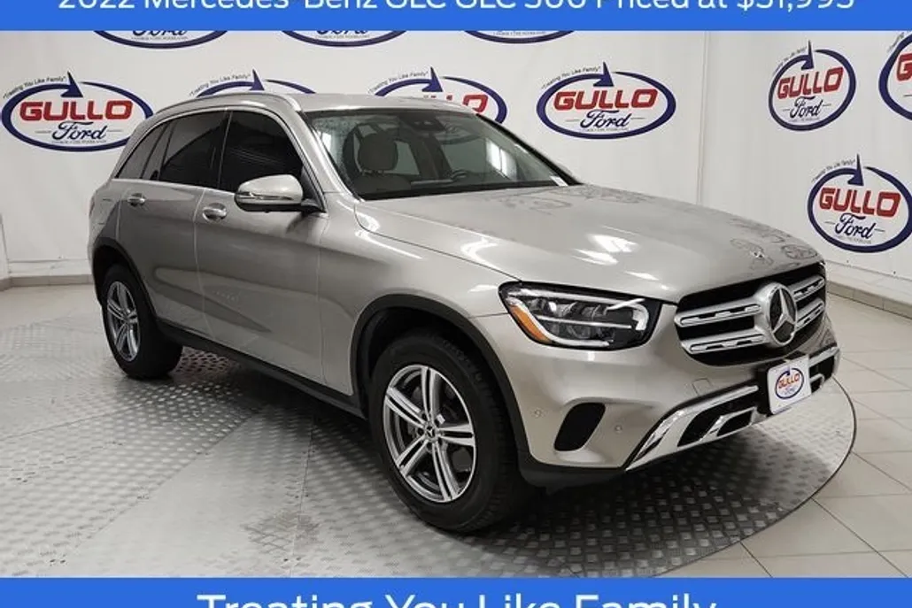 2022 Mercedes Benz GLC 300 photo 1
