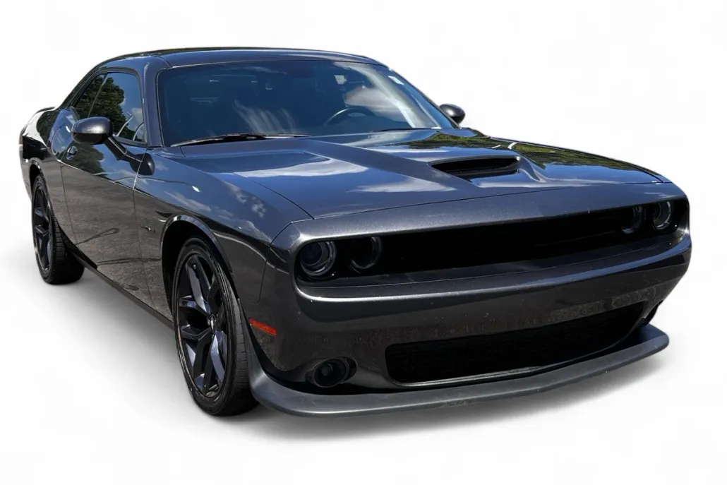 2022 Dodge Challenger R/T photo 1