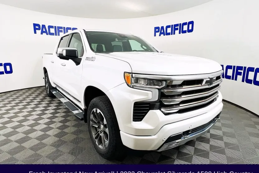 2022 Chevrolet Silverado 1500 High Country photo 1