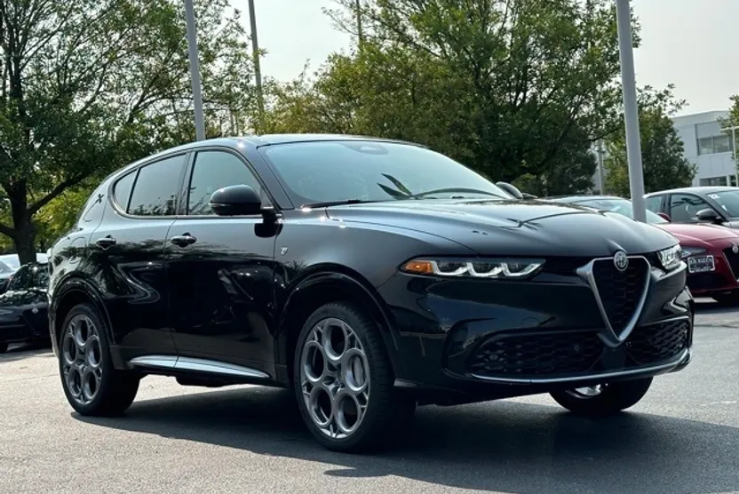2024 Alfa Romeo Tonale Ti photo 1