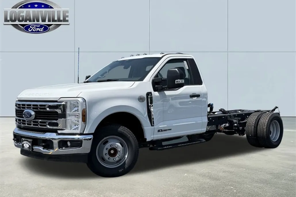 2024 Ford F-350 XL photo 1