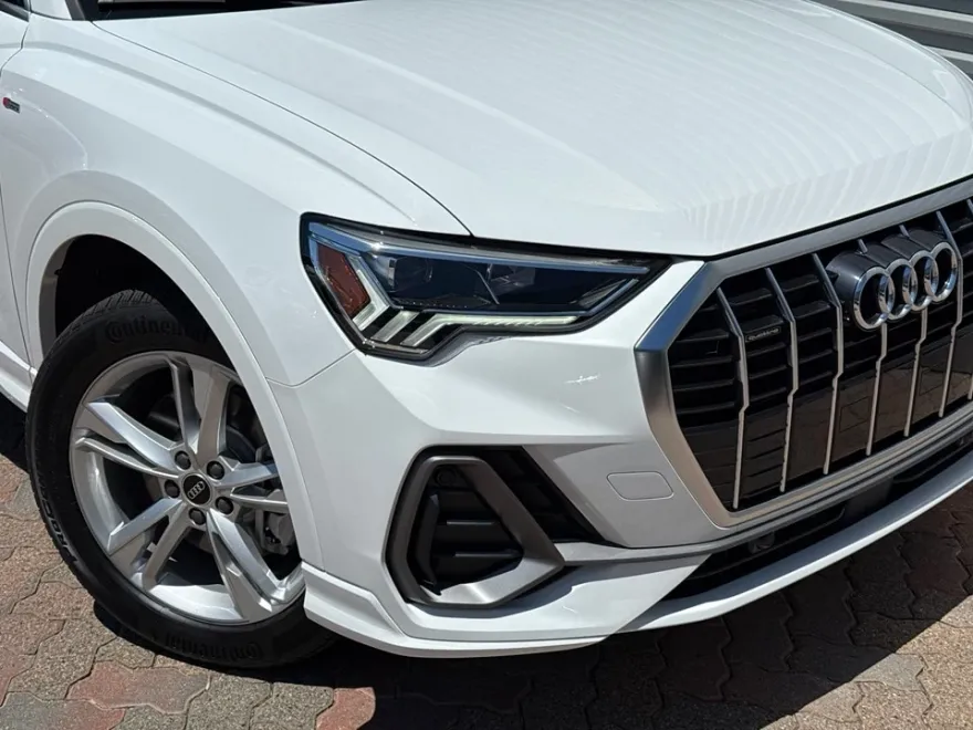 2024 Audi Q3 Premium S line photo 1