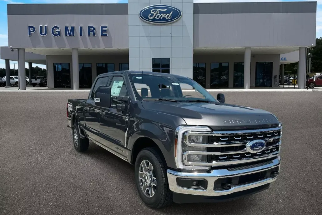 2026 Ford F-250 Lariat photo 1