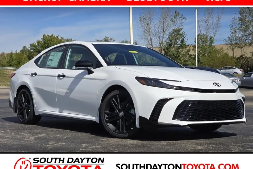 2026 Toyota Camry photo 1